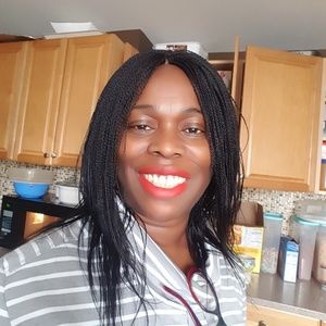 Meet your Posher, Evelyn